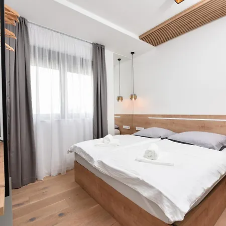 Silver Luxury Apartament *